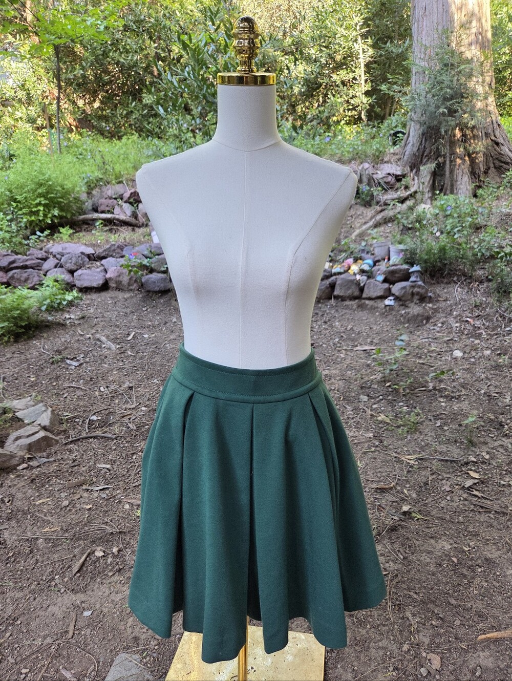 Maeve Anthropologie Green Pleated Skirt Size 2